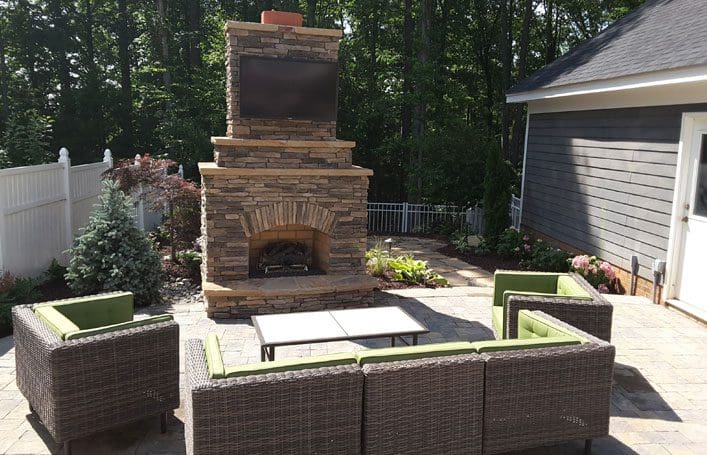 Southern Greenscapes Landscape Design & Construction | Rock Hill, SC | patio with fireplace